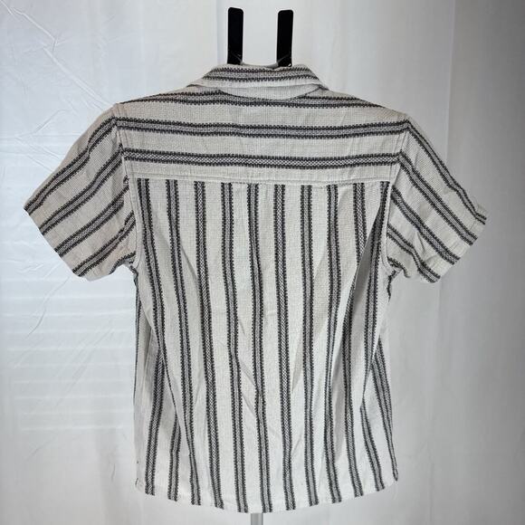 Men’s Threadbare Striped Short Sleeve Knit Button-Up Shirt Size: S - Picture 2 of 6